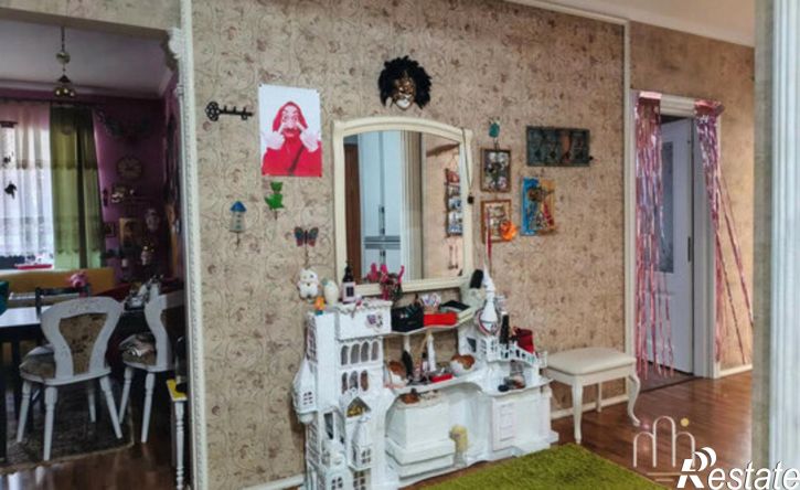 2-комн квартира пр-кт Чекистов, 8/1,  д. 8/1