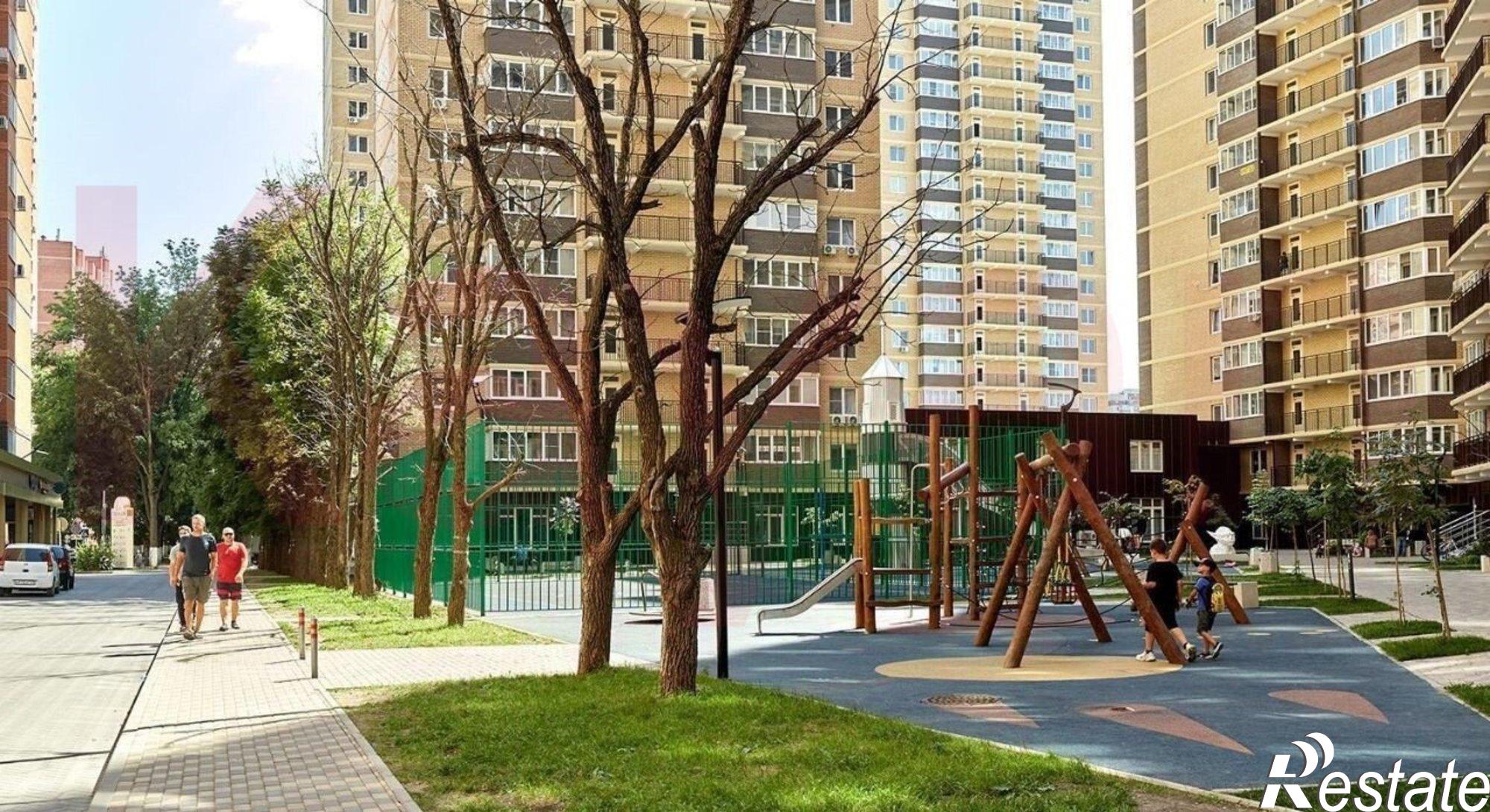 Купить квартиру за 5 500 000 рублей на Домбайская ул.