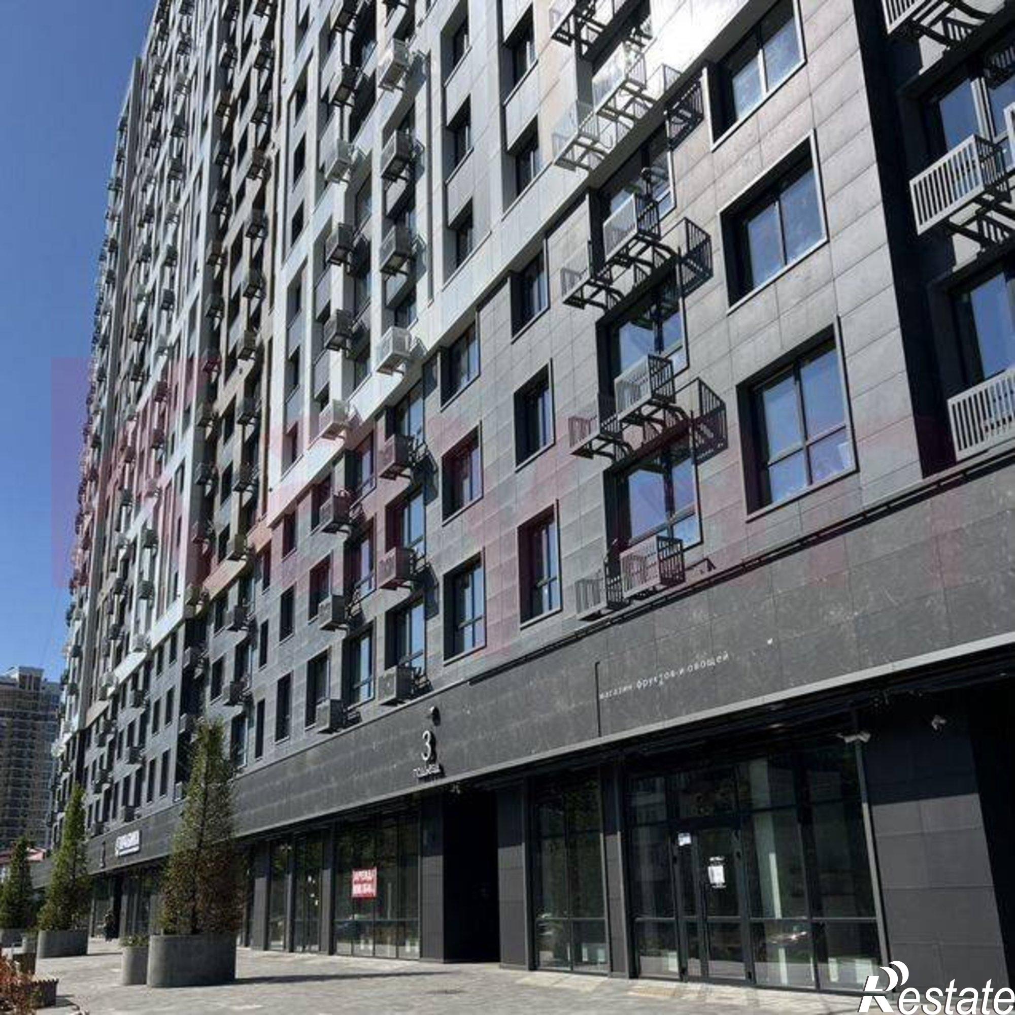 Купить квартиру за 8 300 000 рублей на Колхозная ул.