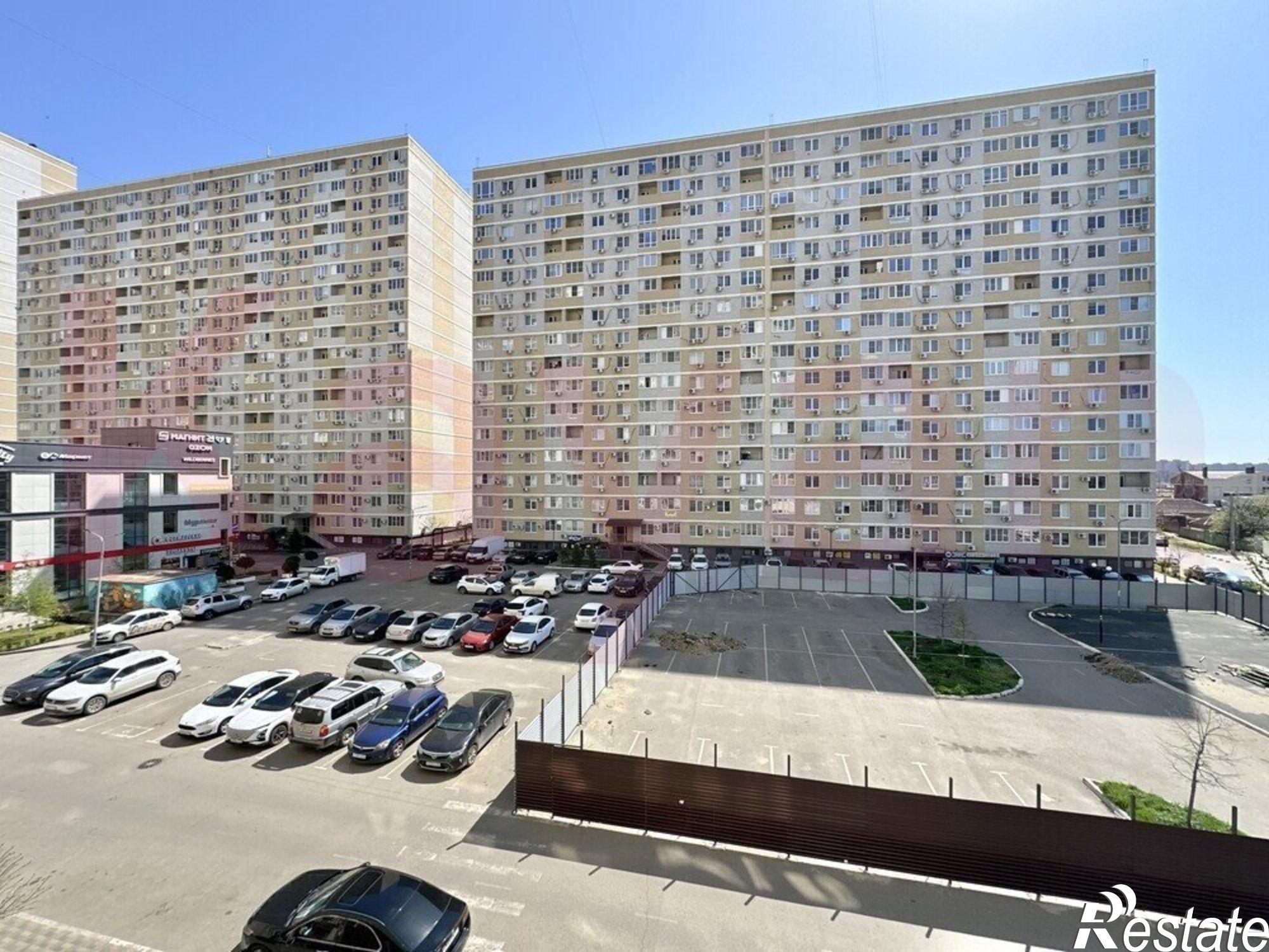 Купить квартиру за 4 500 000 рублей на Заполярная ул.