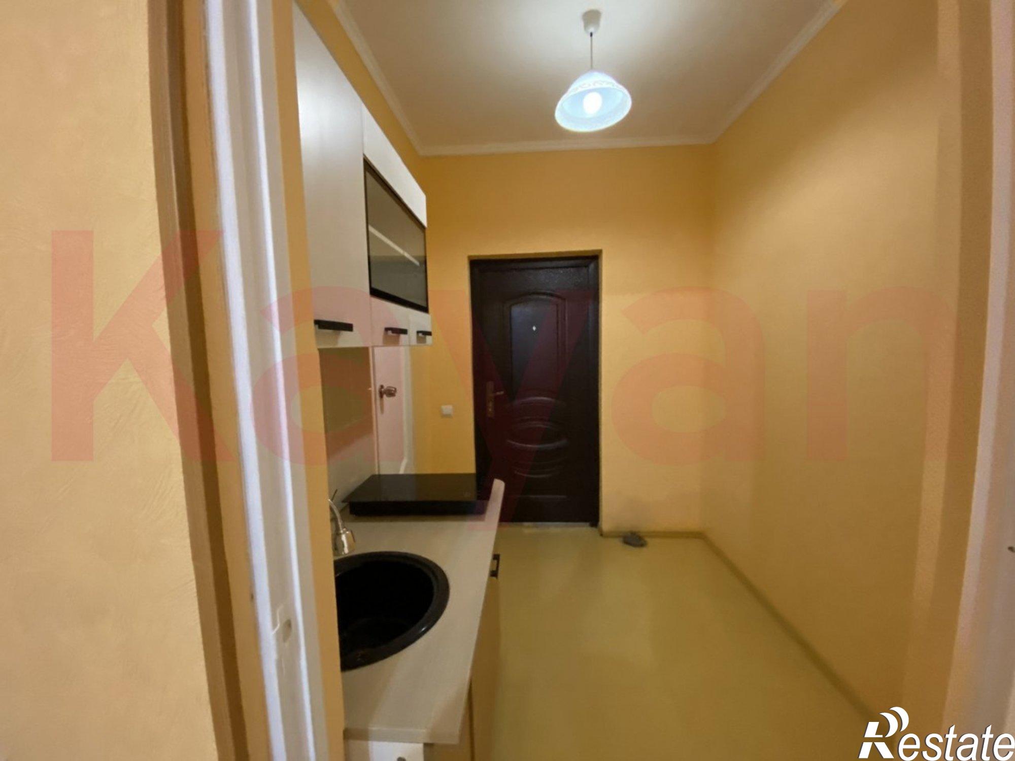 Купить студию за 2 650 000 рублей на Куликова Поля ул.