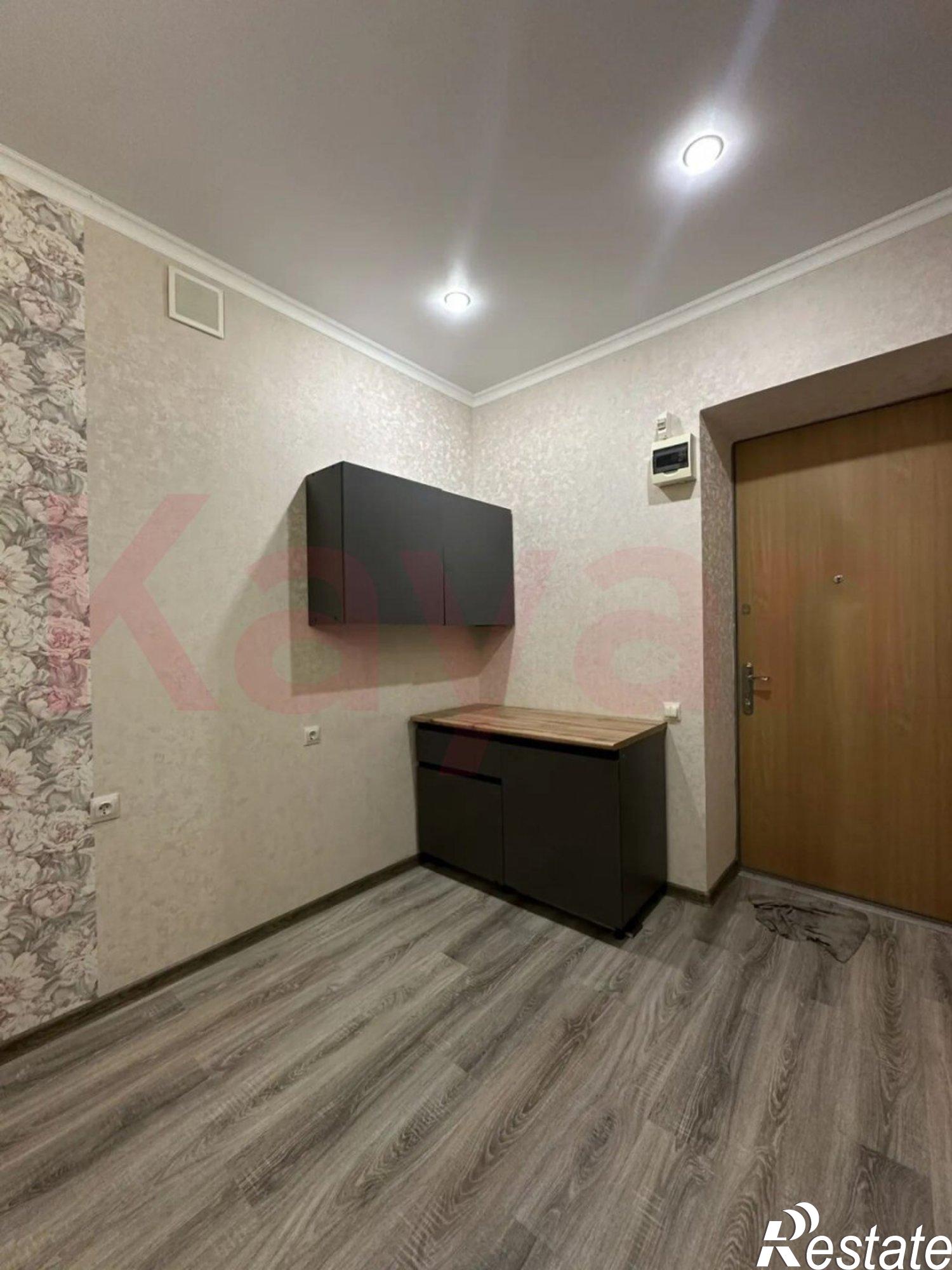 Купить комнату за 2 100 000 рублей на Таманская ул.
