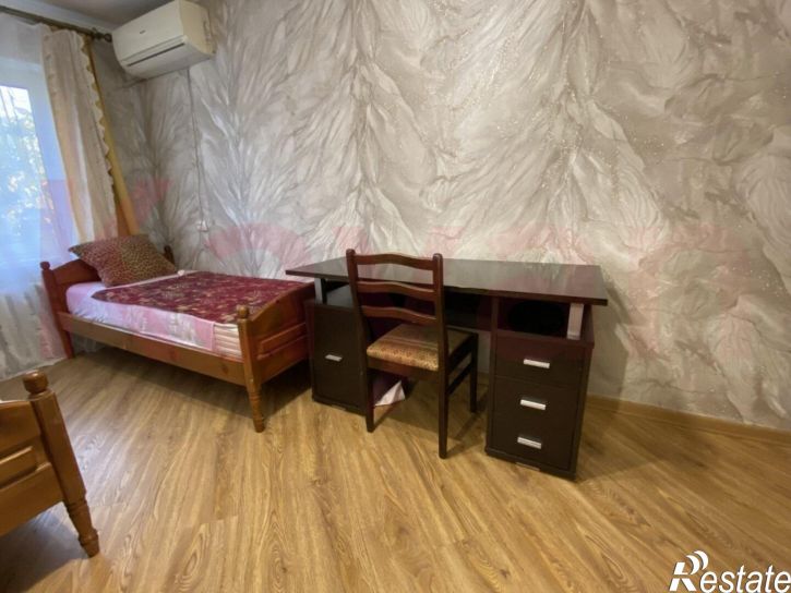 3-комн квартира им. Толбухина ул.