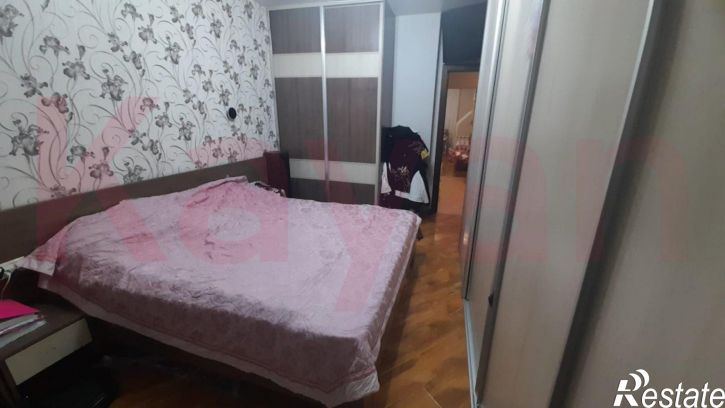 2-комн квартира Жлобы ул.