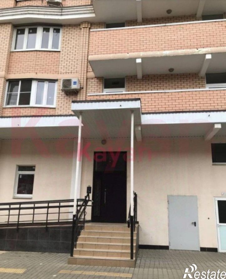 3-комн квартира Симферопольская ул.