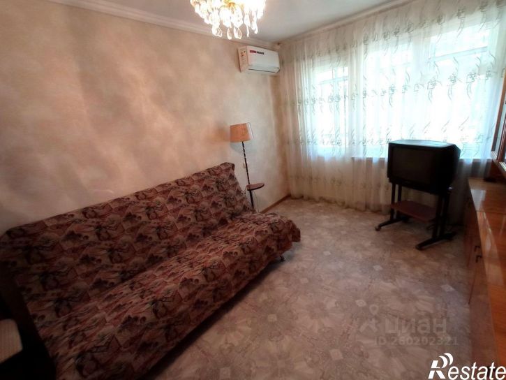1-комн квартира ул им. Селезнева, 104,  д. 104