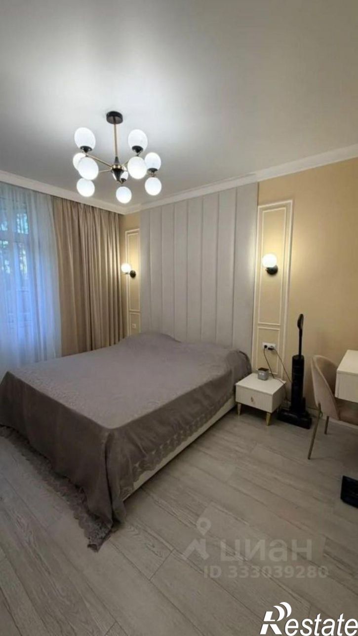 2-комн квартира ул им. Героя Георгия Бочарникова, 8/2,  д. 8/2