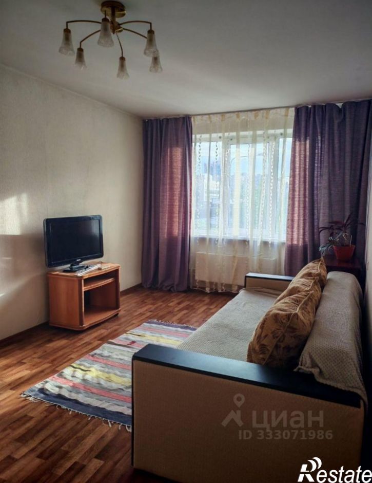 2-комн квартира ул им. Котлярова Н.С., 1,  д. 1