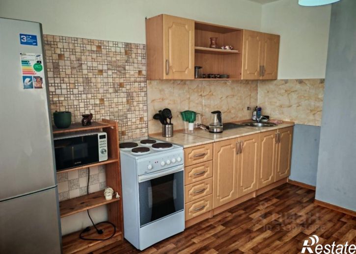 2-комн квартира ул им. Котлярова Н.С., 1,  д. 1