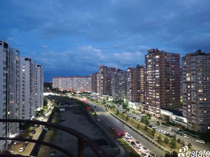 2-комн квартира ул им. 40-летия Победы, 133,  д. 133