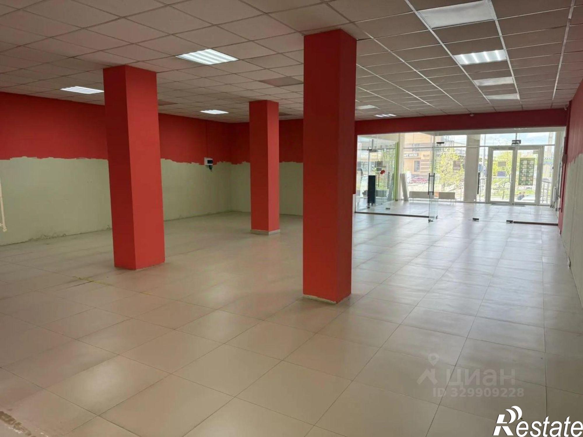 Купить торговое помещение за 24 988 200 рублей на ул Московская, 79/7