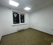 офис 60 кв м, этаж 1/18 ул им. Героя Сарабеева В.И., 5 4