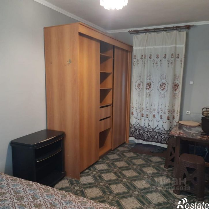 Комната ул Космонавтов, 50,  д. 50