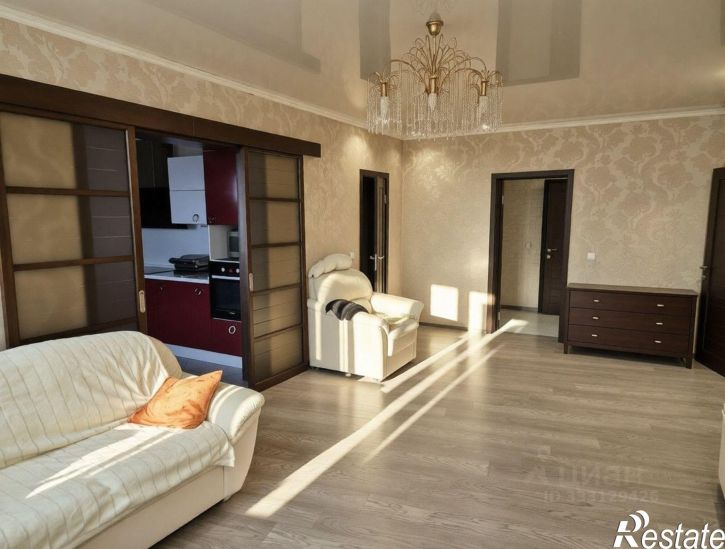 6-комн квартира ул Гаражная, 104,  д. 104