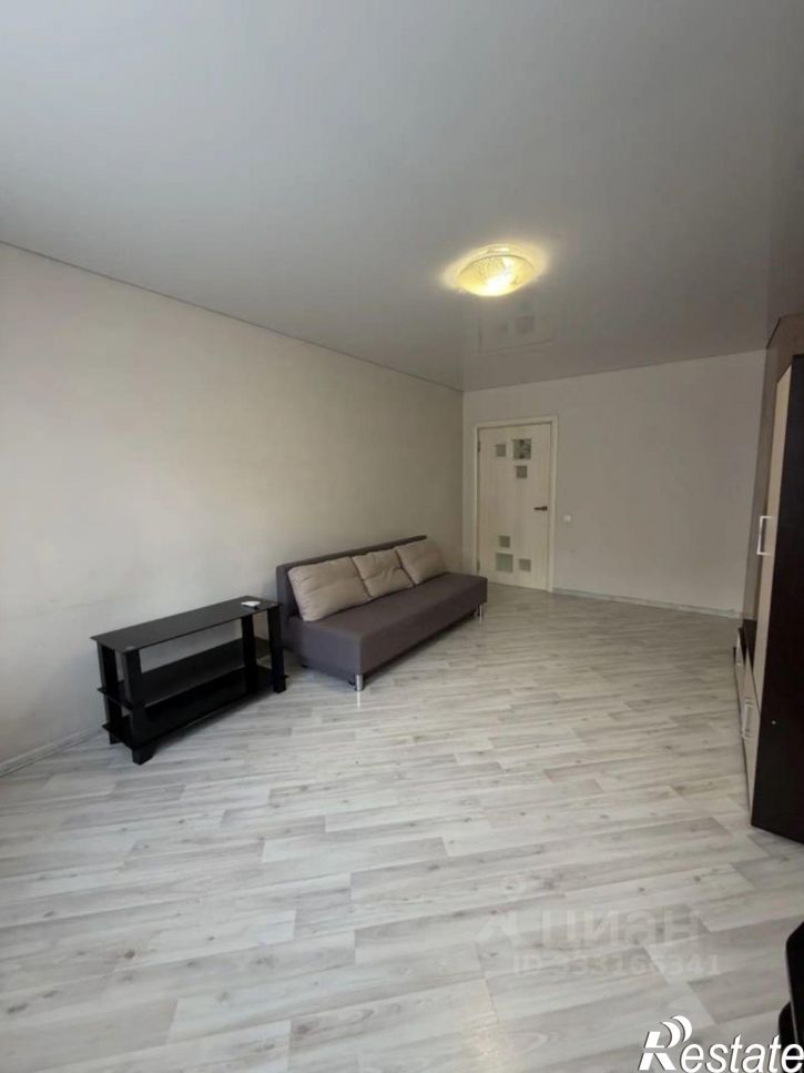 2-комн квартира ул им. Петра Метальникова, 11,  д. 11