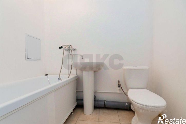 1-комн квартира ул им. Виктора Нарыкова, 10,  д. 10