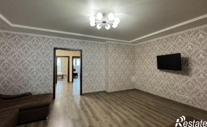 3-комн квартира ул Российская, 267/3Б,  д. 267/3Б