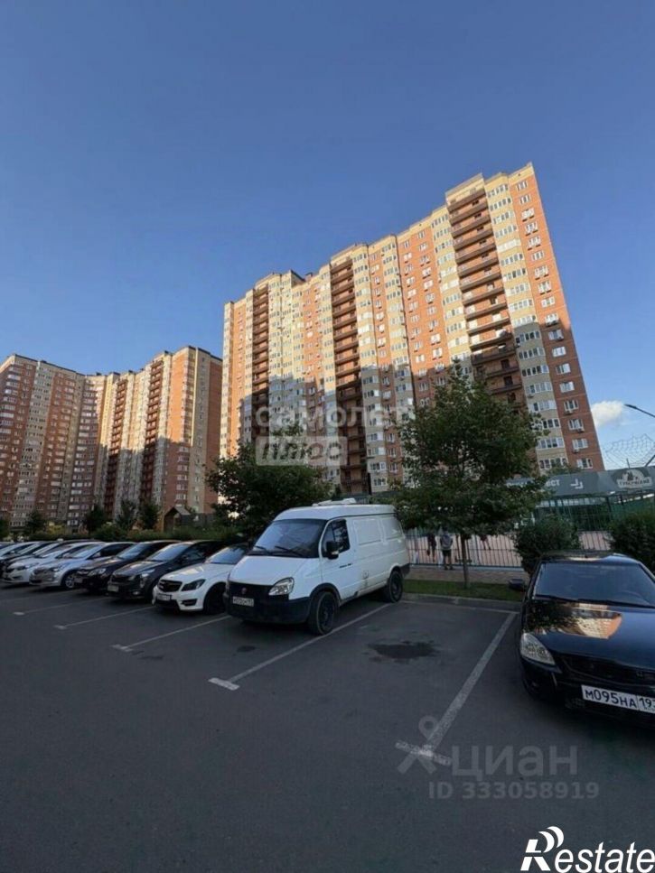 2-комн квартира ул им. Героя Яцкова И.В., 17,  д. 17