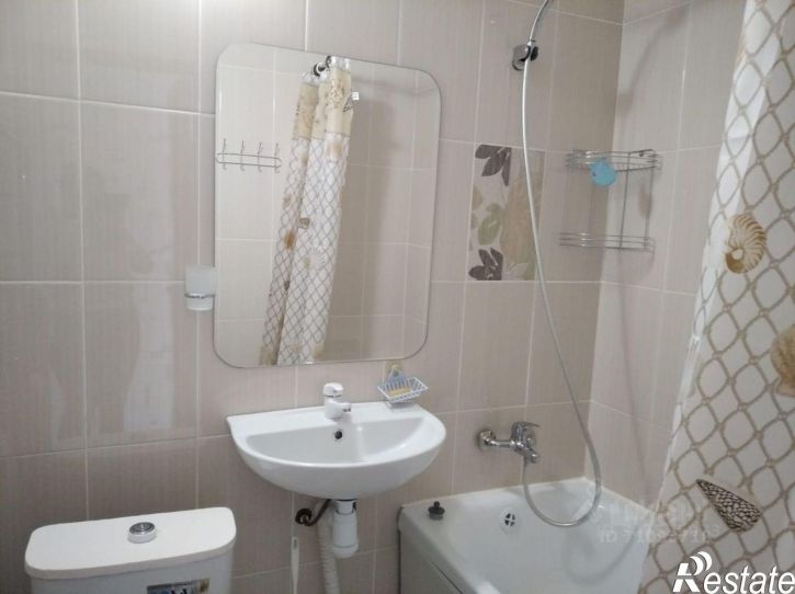 1-комн квартира ул им. Карякина, 9Б,  д. 9Б