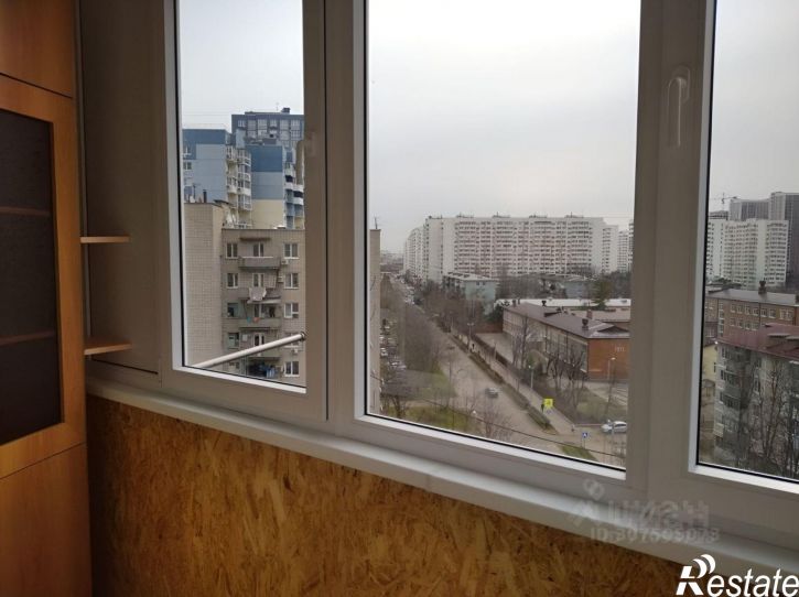 1-комн квартира ул им. Карякина, 9Б,  д. 9Б