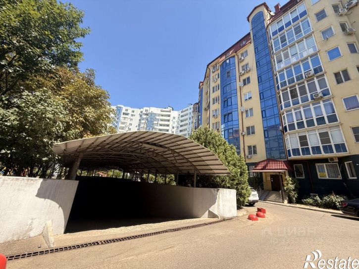 4-комн квартира ул им. Архитектора Ишунина, 4,  д. 4