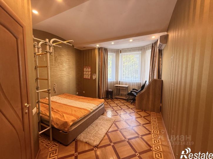 4-комн квартира ул им. Архитектора Ишунина, 4,  д. 4