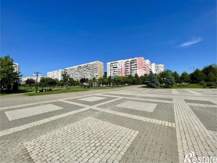 3-комн квартира Рождественская набережная, 11
