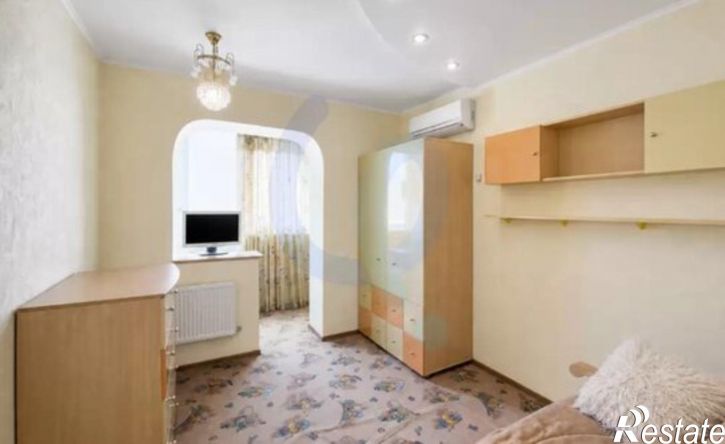 3-комн квартира ул им. 70-летия Октября, 17,  д. 17