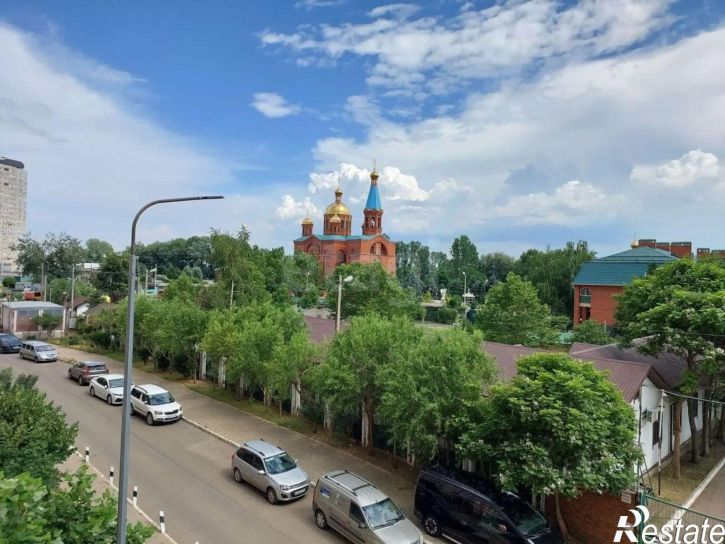 1-комн квартира ул им. 70-летия Октября, 1/3,  д. 1/3