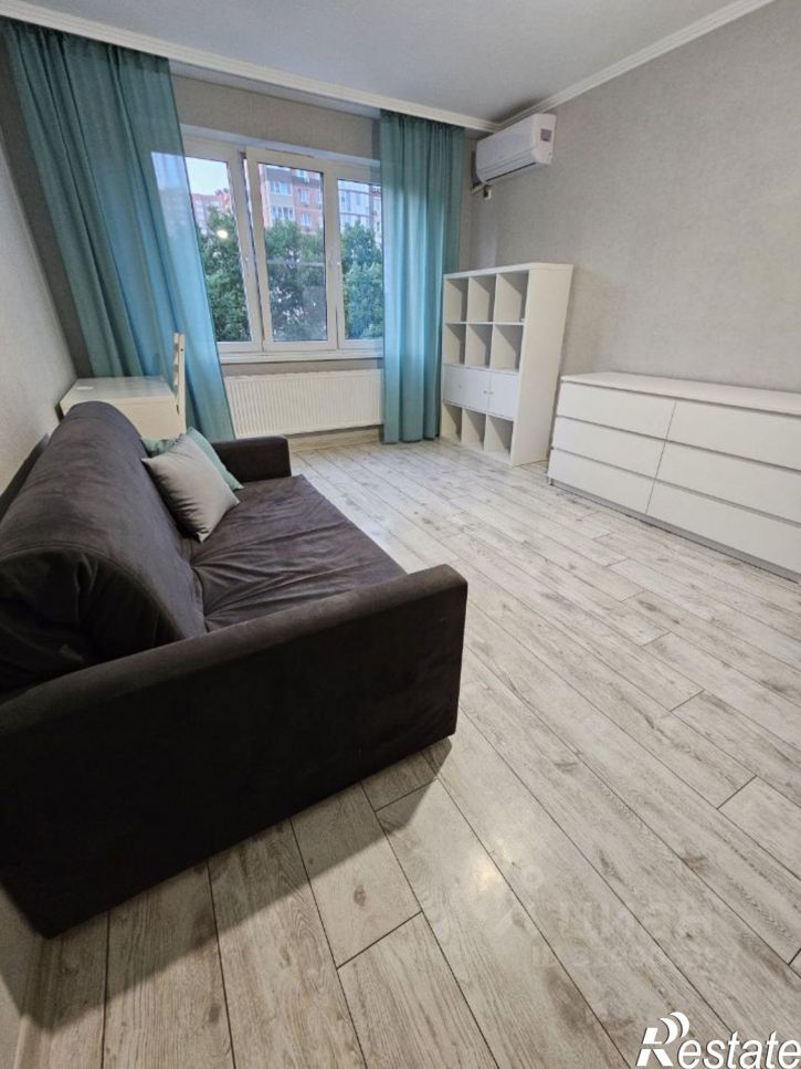 2-комн квартира ул им. Героя Яцкова И.В., 28,  д. 28