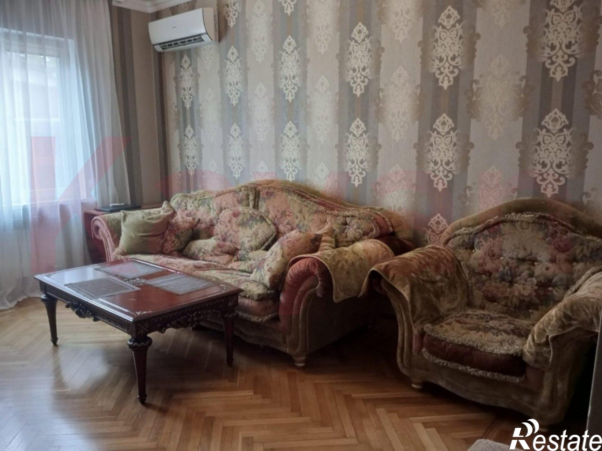 Сдать дачу, дом, коттедж за 80 000 рублей на им. Калинина ул.