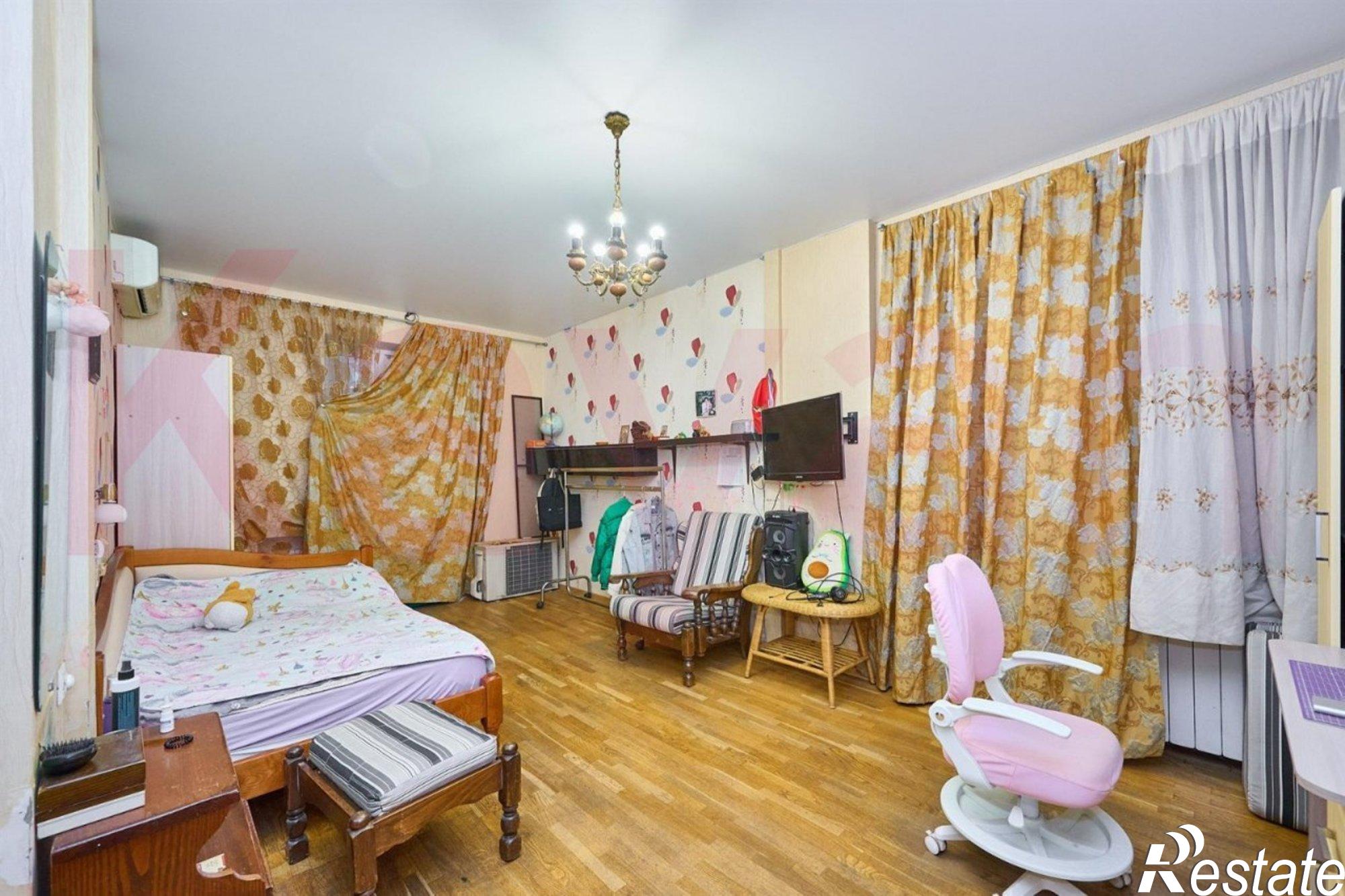Купить квартиру за 29 990 000 рублей на Красная ул.