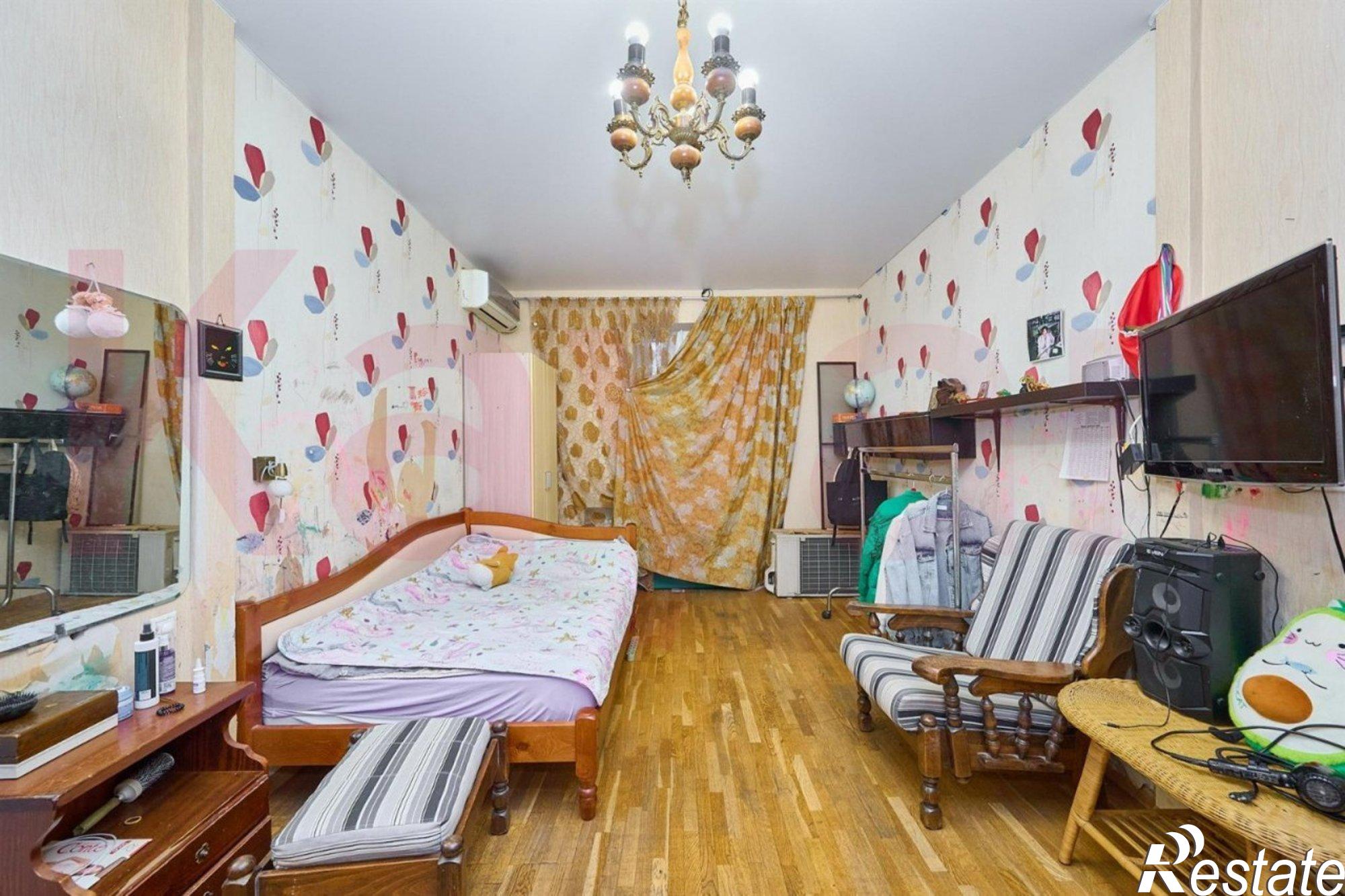 Купить квартиру за 29 990 000 рублей на Красная ул.