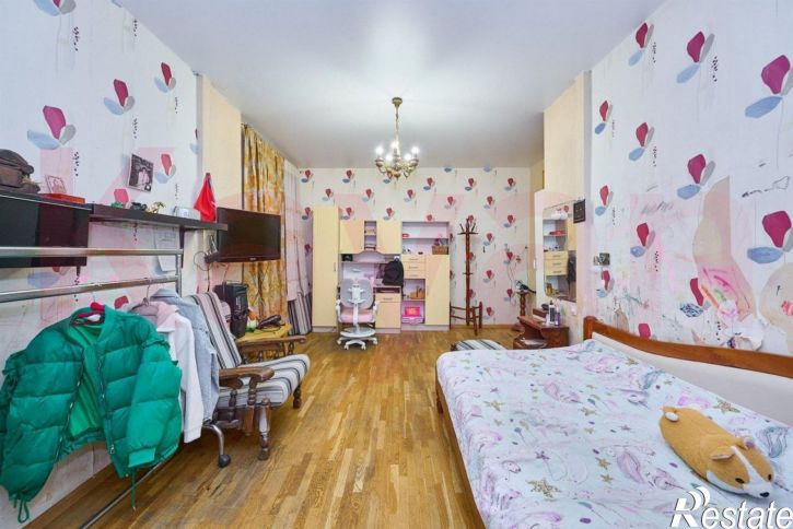 4-комн квартира Красная ул.