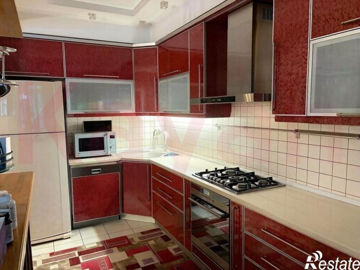 3-комн квартира Черкасская ул.