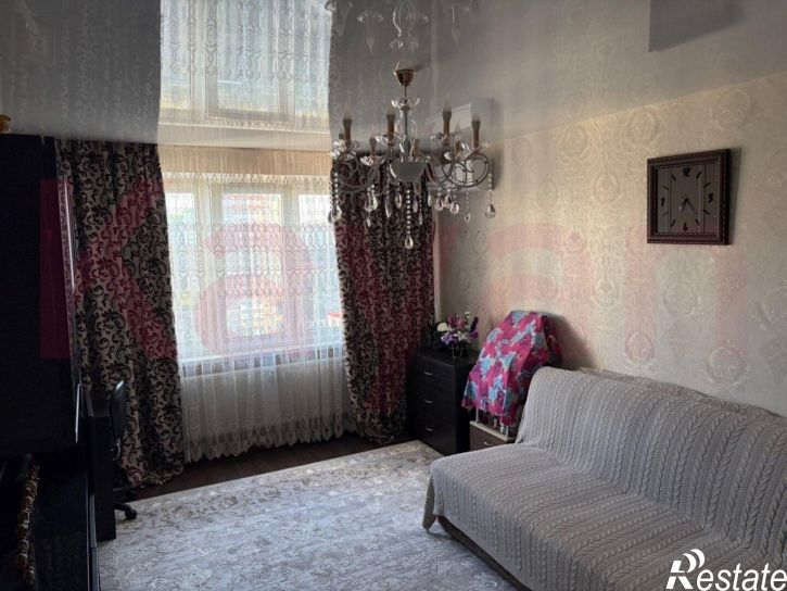 2-комн квартира им. Генерала Трошева ул.