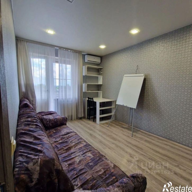1-комн квартира ул им. Селезнева, 4Б,  д. 4Б