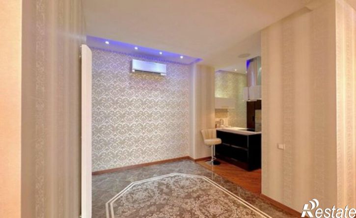 3-комн квартира б-р им. Клары Лучко, 10,  д. 10