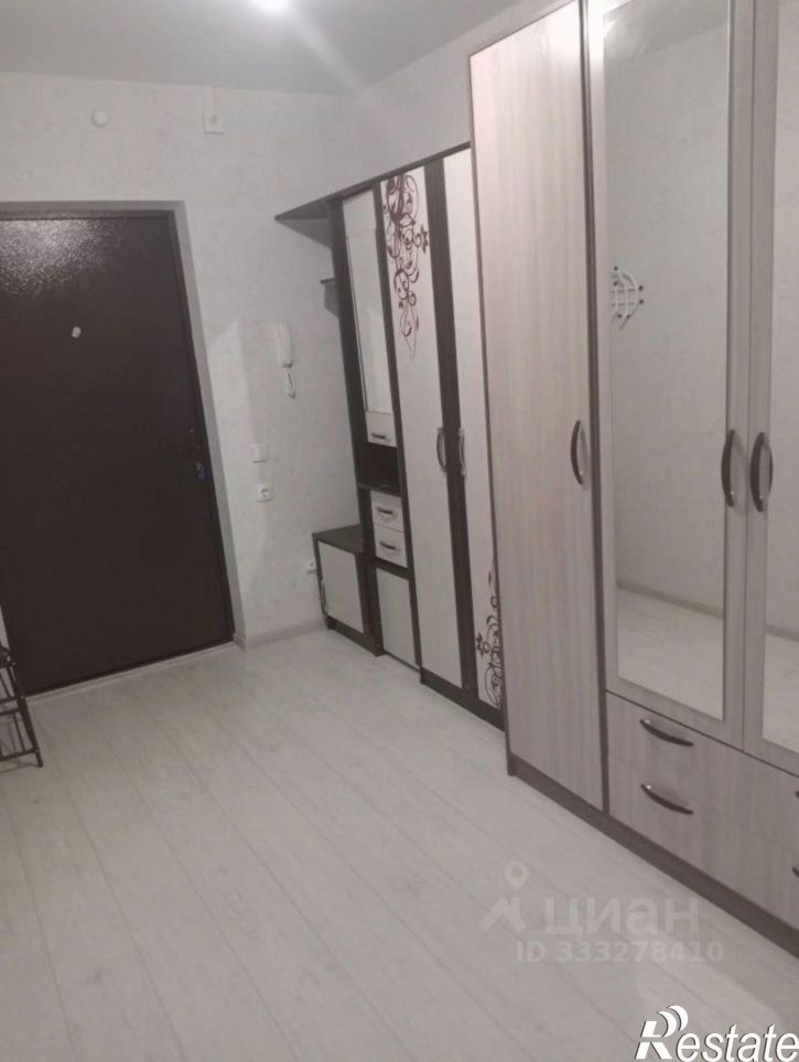 2-комн квартира ул им. генерал-лейтенанта Александра Сапрунова, 37,  д. 37