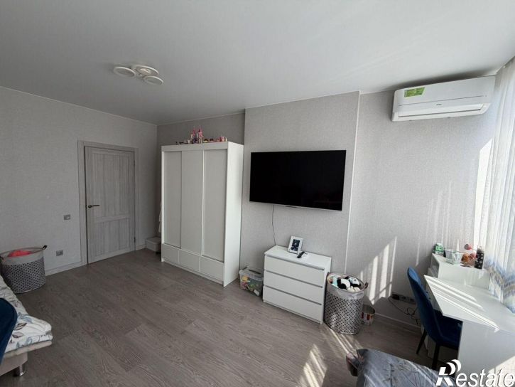 2-комн квартира ул Гидростроителей, 62 2,  д. 62 2,  к. 2