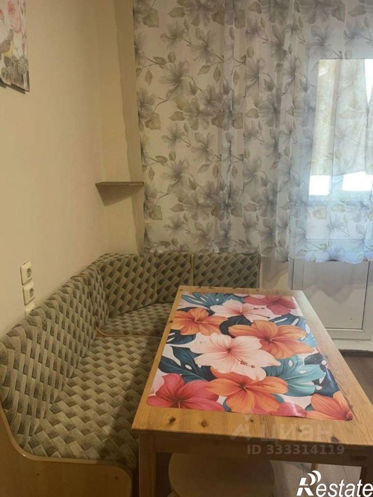1-комн квартира пр-кт Чекистов, 38,  д. 38