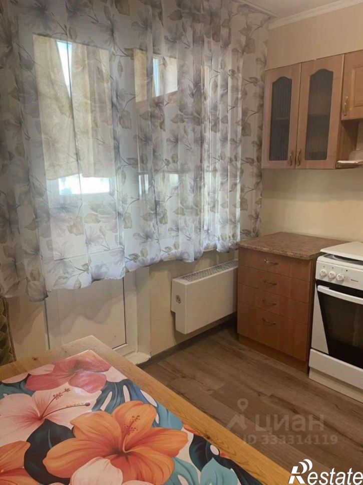 1-комн квартира пр-кт Чекистов, 38,  д. 38