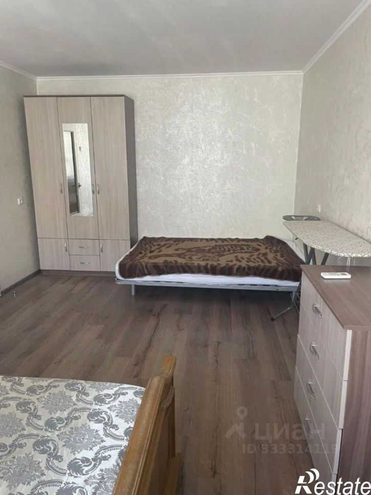 1-комн квартира пр-кт Чекистов, 38,  д. 38
