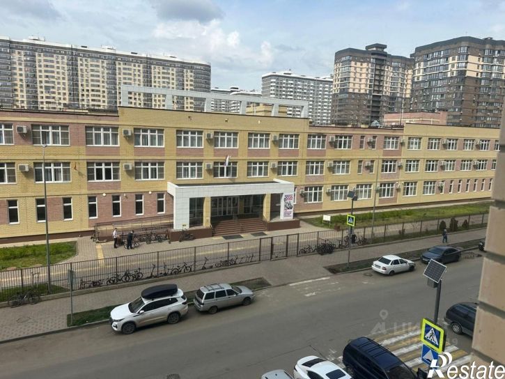 3-комн квартира ул им. Адмирала Крузенштерна, 6,  д. 6