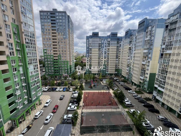 1-комн квартира ул им. Карякина, 9Б,  д. 9Б