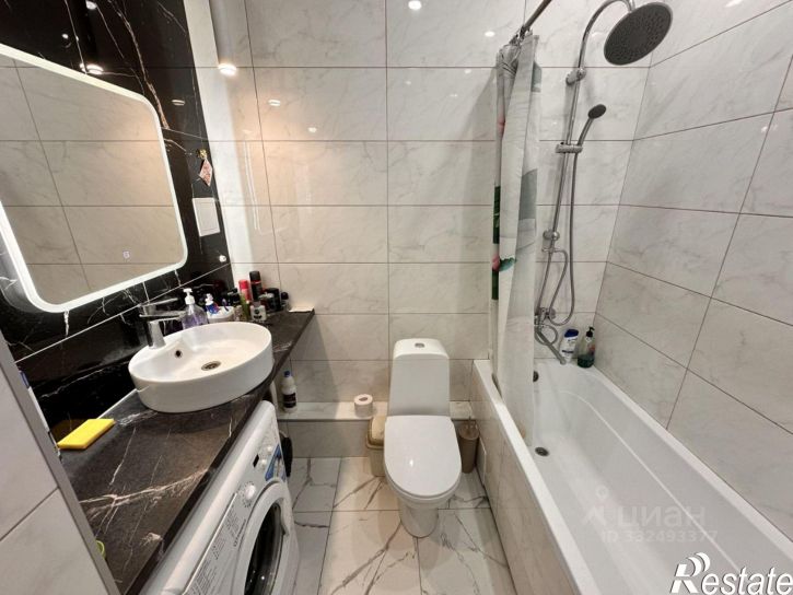 1-комн квартира ул им. Комарова В.М., 21Б,  д. 21Б