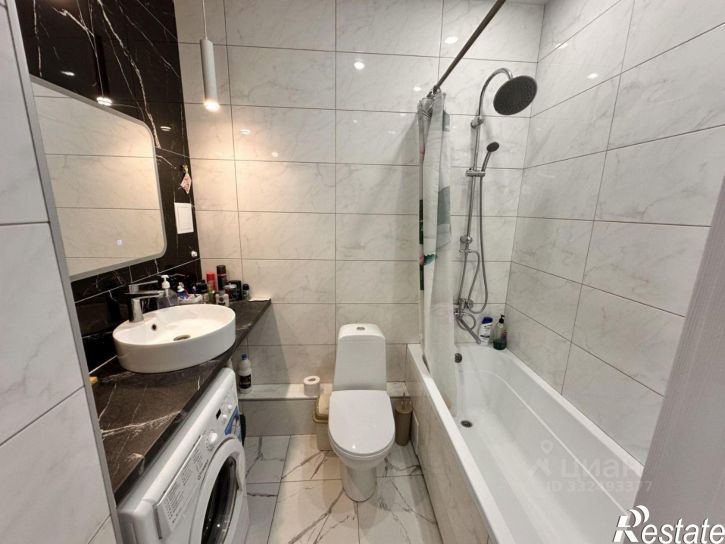 1-комн квартира ул им. Комарова В.М., 21Б,  д. 21Б