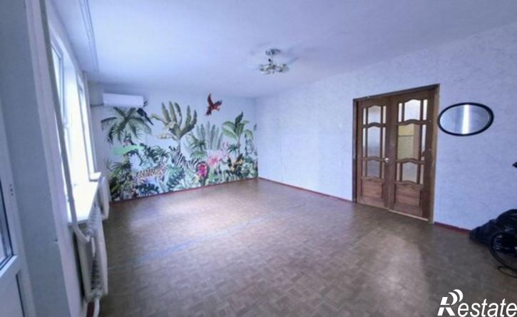 2-комн квартира пр-кт Чекистов, 28,  д. 28