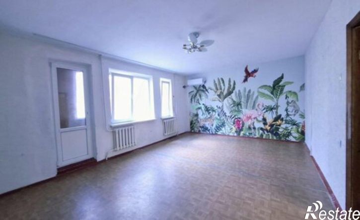 2-комн квартира пр-кт Чекистов, 28,  д. 28