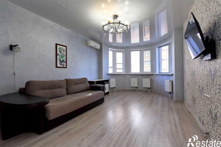 3-комн квартира ул им. Репина, 3,  д. 3